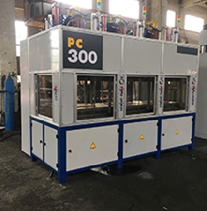 90T三聯(lián)母線排成型機(jī)（油壓形式）