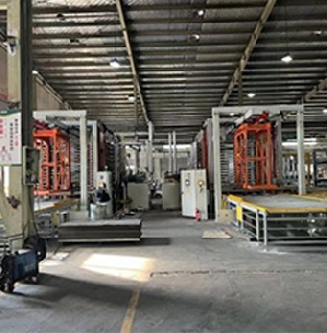 1000T大臺(tái)面地板成型機(jī)（自動(dòng)回轉(zhuǎn)線）